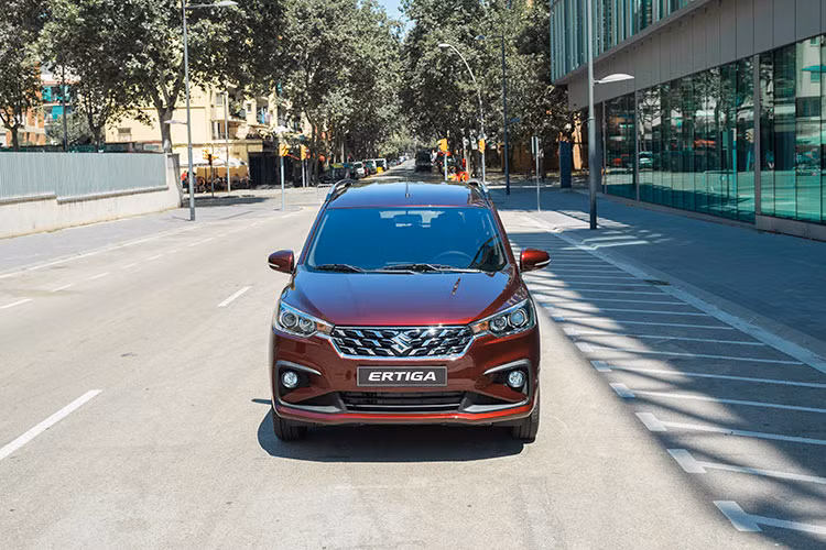 Suzuki tien phong dua cong nghe Hybrid vao phan khuc MPV pho thong-Hinh-7