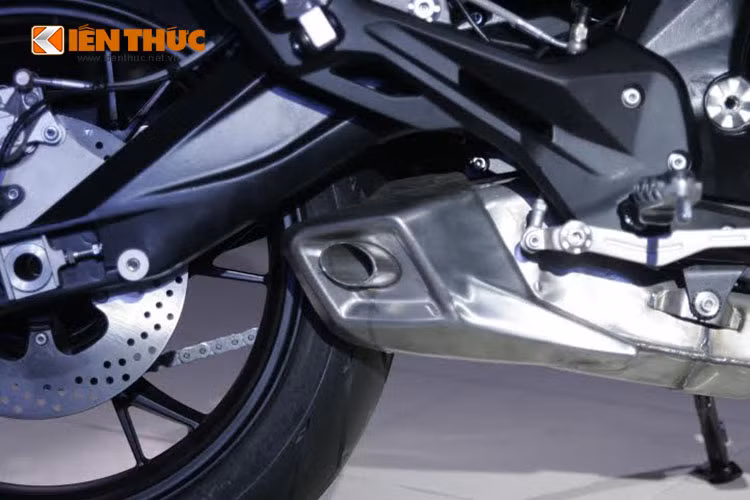 TNT600GT thuộc phân khúc adventure touring, nhắm tới đối tượng những người thường xuyên đi đường trường.