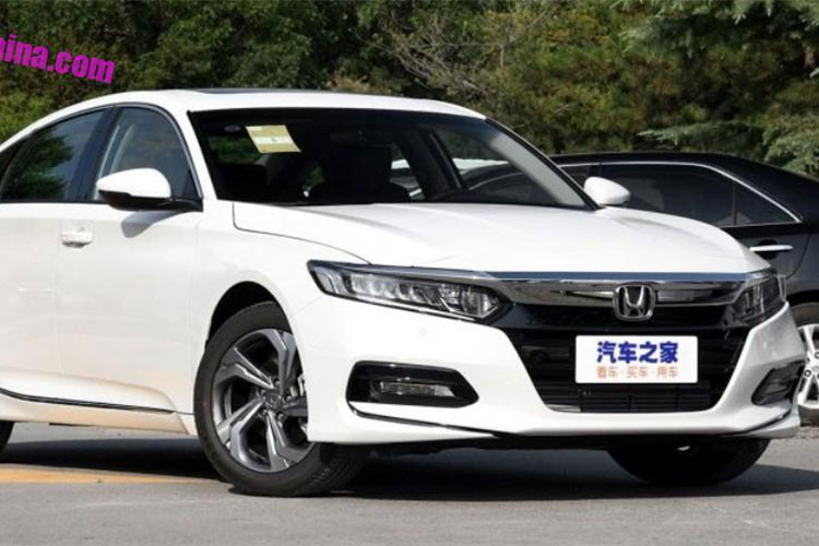 Ngoài thiết kế ngoại thất, Honda Inspire còn khác với Accord 2018 ở công ty sản xuất. Theo đó, Inspire là sản phẩm của liên doanh Dongfeng-Honda đồng thời thay thế mẫu xe Spirior đã tại thị trường Trung Quốc. Khác với Inspire, Accord là sản phẩm của liên doanh Guangzhou-Honda.