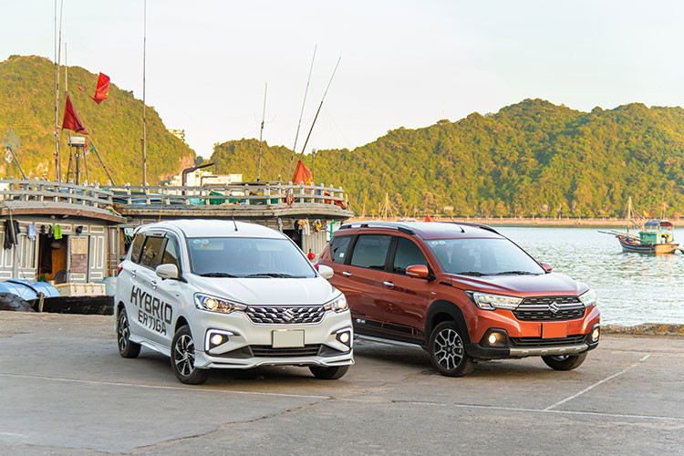 Loat oto dua giam gia thang 