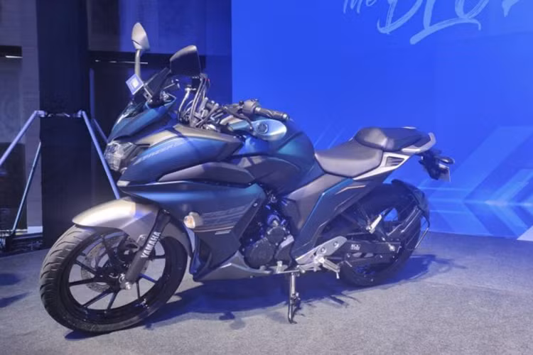 Ngoài nâng cấp hệ thống phanh an toàn ABS kênh đôi, cả hai mẫu mẫu xe môtô cỡ nhỏ Yamaha FZ25 ABS và Fazer 25 ABS không có thay đổi gì về thiết kế cũng như hiệu năng vận hành.