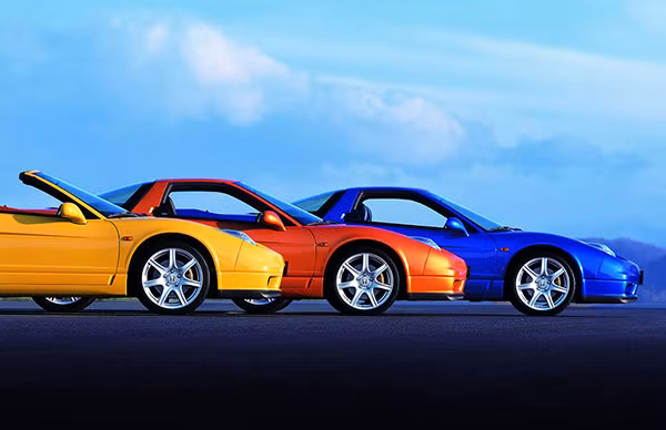 Nhin sac mau xe hoi, doan tinh cach nguoi su dung