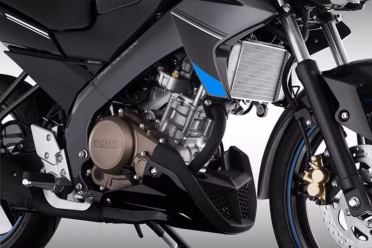 Xe vẫn được trang bị động cơ xy-lanh đơn, 4 kỳ, phun xăng điện tử, dung tích 150 cc, kết hợp với hộp số 5 cấp. Động cơ tạo ra công suất tối đa 16,6 mã lực tại vòng tua máy 8.500 vòng/phút và mô-men xoắn cực đại 14,5 Nm tại vòng tua máy 7.500 vòng/phút.