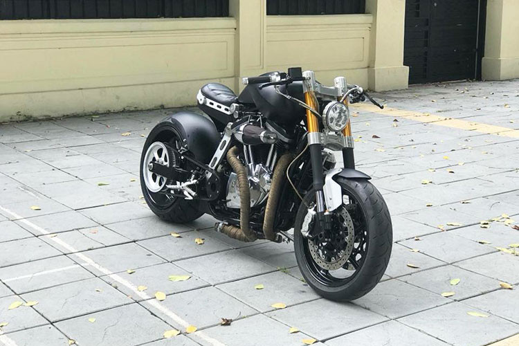 Với những gì mà các tay thợ độ xe máy tại Sài Gòn đã hoàn thành, chiếc Harley-Davidson 883 độ Hellcat này đã có ngoại hình "siêu ngầu", mang phong cách của chiếc Confederate Hellcat X132 tiền tỷ. Hiện chi phí độ chiếc xe không được chủ nhân công bố và nó cũng đã vận hành, lăn bánh khá ổn định trên mọi cung đường Việt.