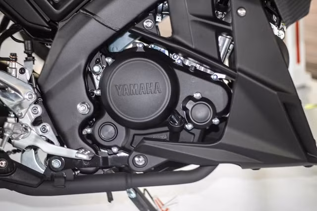 Yamaha TFX150 sử dụng khối động cơ phun xăng điện tử 150cc, 4 thì, 4 van, xy-lanh đơn, làm mát bằng dung dịch. Tỉ số nén động cơ 10,4:1 và buồng đốt nhỏ gọn, công suất tối đa có thể lên tới 12.0 kW tại 8.500 vòng/phút và mô-men xoắn cực đại là 14,3 Nm tại 7.500 vòng/phút.