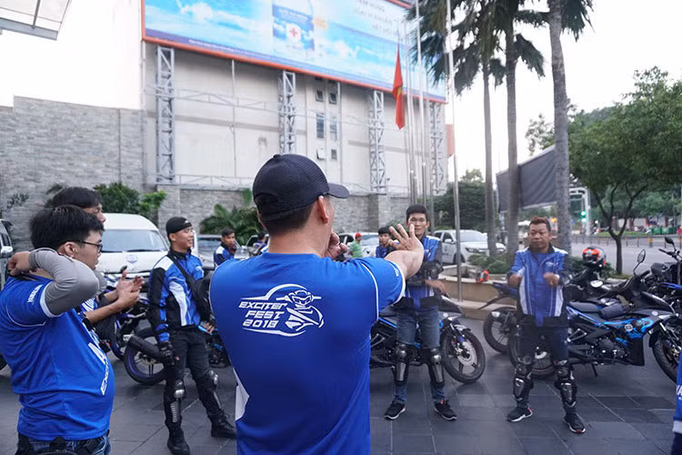 Với tinh thần "phấn khích đỉnh cao cùng tốc độ", mẫu xe máy côn tay Yamaha Exciter 150 2019 mới sẽ đồng hành cùng "biệt đội Adrenaline" gồm có 20 biker trong cộng đồng chơi xe Yamaha Exciter cả nước.