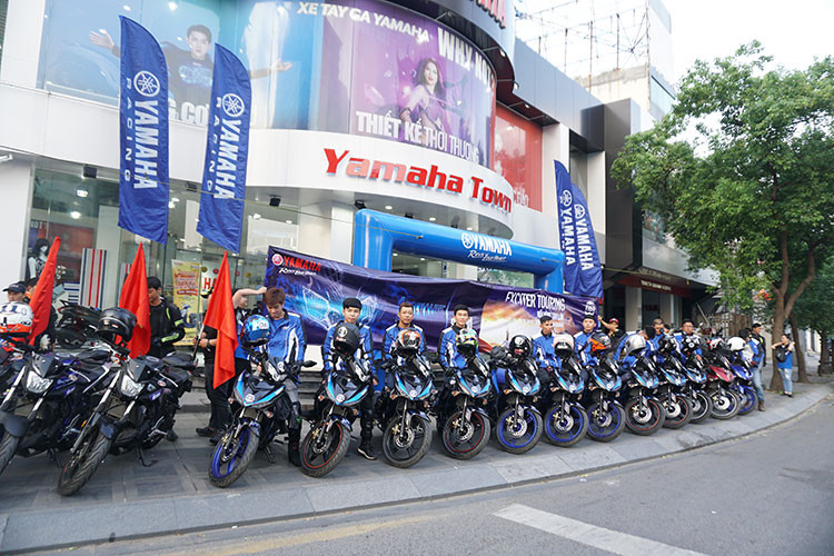 Hành trình chinh phục 3.500 km bằng xe máy Yamaha Exciter 150 phiên bản 2019 bắt đầu từ TP HCM đến Hà Giang. Đây là chương trình được tổ chức bởi liên doanh xe máy Nhật Bản dành cho những tín đồ đam mê dòng xe côn tay underbon đình đám bán chạy nhất này.