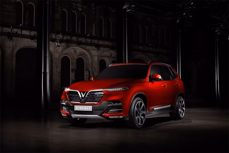 Cả hai chiếc xe ôtô Vinfast mới đều được phát triển dựa trên tỷ lệ kích thước lý tưởng nhất của công nghiệp xe hơi quốc tế. Từ nền tảng cấu trúc kinh điển, các nhà thiết kế của VinFast và Pininfarina đã xây dựng nên những chiếc xe ổn định, có chiều dài cơ sở lớn, kết cấu thanh thoát và thực sự khơi gợi cảm hứng.