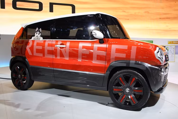 Theo tiếng Anh, từ Hustler có nghĩa là sẽ đem đến cảm giác vui vẻ, xóa tan mọi phiền muộn.