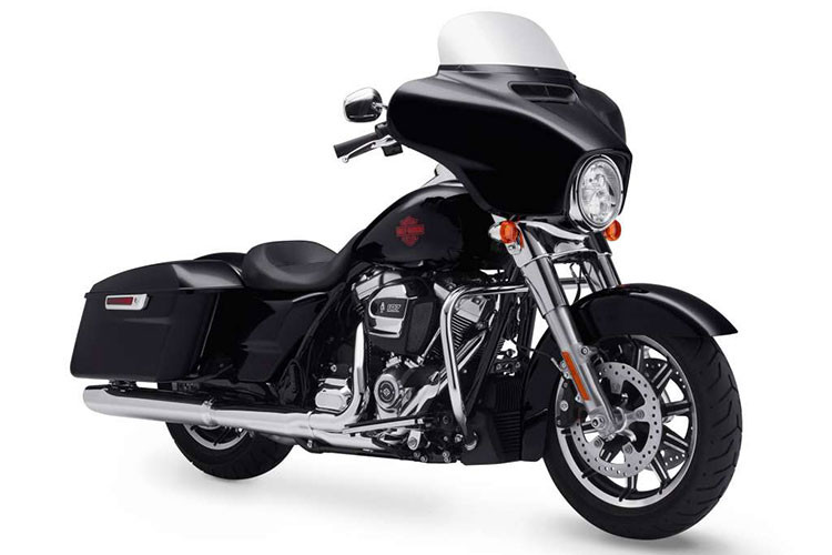Mẫu xe môtô phân khối lớn Harley-Davidson Electra Glide Standard này được bán chính thức tại một số thị trường từ 5/3/2019. Tại Việt Nam, Harley-Davidson chính hãng rất có thể sẽ sớm nhập mẫu xe này về trong thời gian sắp tới để phục vụ các tín đồ đam mê dòng xe môtô cơ bắp Mỹ.