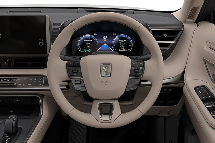 Nếu thật sự là một mẫu Toyota Century SUV 2024 bản GRMN, cấu hình của xe không chỉ được nâng cấp thiết kế mà chắc chắn động cơ cũng sẽ qua chỉnh sửa nhằm gây ấn tượng hơn với người dùng.