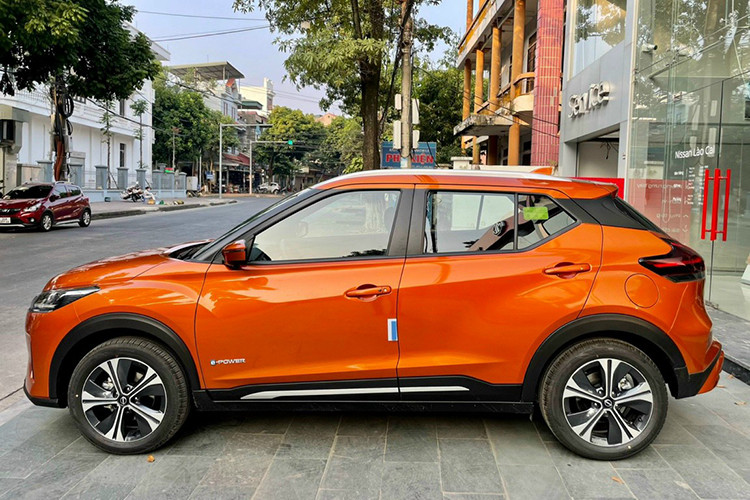 Gia xe Nissan Kicks e-power do day, giam toi 220 trieu dong-Hinh-3
