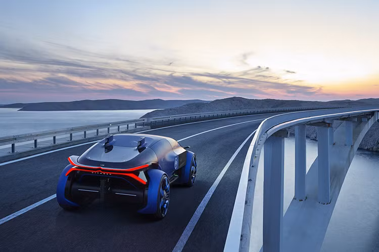 Xe có cự li di chuyển tới 800 km, và bạn có thể phục hồi 600 km chỉ trong 20 phút nhờ có công nghệ sạc điện nhanh. Mẫu concept còn được trang bị với hệ thống sạc điện cảm ứng, cho phép cụm pin được sạc trực tiếp trong khi đang di chuyển ở nơi cơ sở vật chất đường phù hợp.