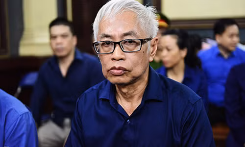 Ngan hang Dong A doi boi thuong them 1.888 ty va 6.620 luong vang