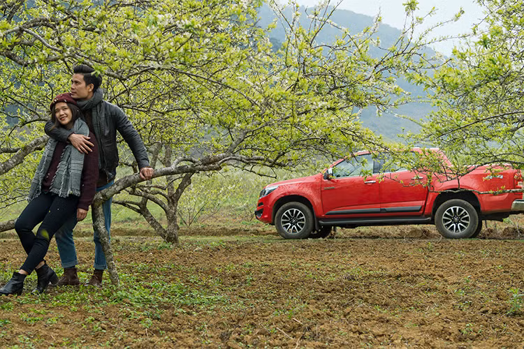 Một Valentine cùng Chevrolet Colorado đúng nghĩa chỉ có đôi ta với những giây phút riêng tư, dệt lên những ký ức mà sau này khi nhớ lại, đó là hình ảnh em và tôi thong thả lái chiếc Colorado tự tìm cho mình những phút giây riêng tư thật thú vị và của riêng mình..