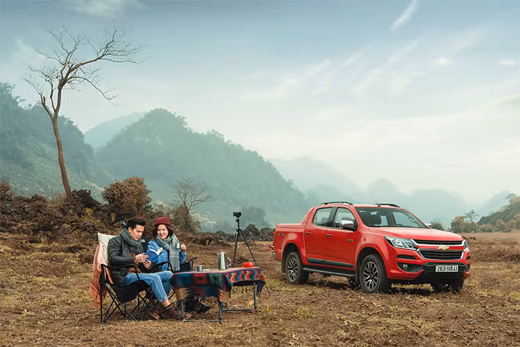 Sáng sớm mai thức dậy, thấy đó là những giờ phút được sống thực sự với chính ta, không có sự can thiệp của công nghệ, đôi ta trải nghiệm thứ tình yêu thuần khiết, lại thêm dư vị “phượt” hồi hộp, khám phá.