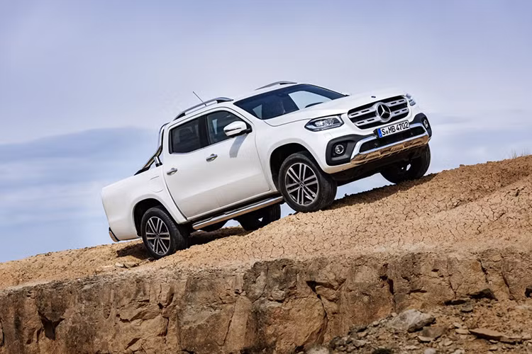 X-Class hướng tới các nhóm khách hàng rất khác nhau, nó sẽ được bán tại thị trường châu Âu vào tháng 11/2017 này. Cụ thể tại Đức giá khởi điểm của xe từ 37.294 Euro (khoảng 43.000 USD, tương đương 971 triệu đồng). Sau đó, mẫu xe bán tải này sẽ dần có mặt ở một vào các quốc gia khác gồm Australia, Argetina, Brazil và Nam Phi... 