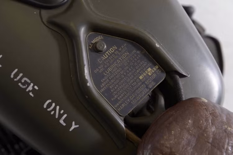 Các ổ trục và động cơ làm mát hơn đã giúp BMW R71 đấu tranh trong sa mạc Bắc phi và quân đội Mỹ nhận ra rằng họ cần một chiếc xe có khả năng tương tự để làm phương tiện di chuyển trong chiến trường.