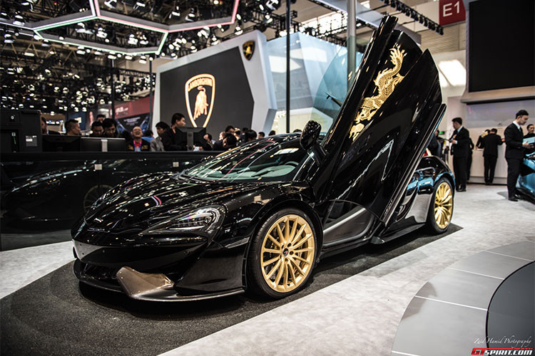 Góp mặt tại triển lãm ôtô Bắc Kinh 2018 đang diễn ra ở Trung Quốc, hãng siêu xe McLaren đã trình làng phiên bản giới hạn McLaren 570GT MSO Dragon cho giới nhà giàu tại đây. Sẽ chỉ có 5 chiếc siêu xe phiên bản giới hạn này được sản xuất cho thị trường này.