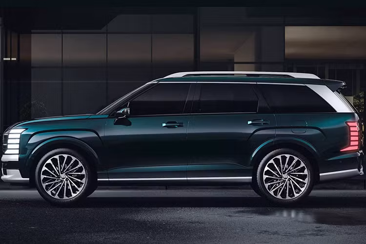 Trong đó, có đến 70% số lượng đơn đặt hàng là mua bản hybrid. Như vậy mức giá xe Hyundai Palisade hybrid 2025 như vậy sẽ có giá cao hơn 6 triệu won (tương đương 103,62 triệu đồng) so với phiên bản xăng thường.