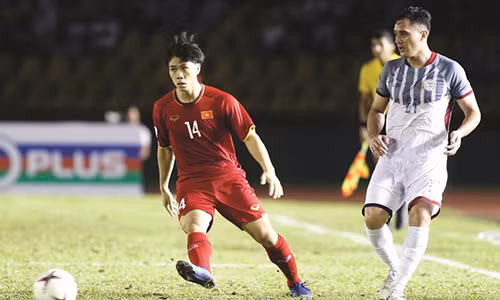 Cong Phuong se 'hoi sinh' duoi tay phu thuy Park Hang Seo?