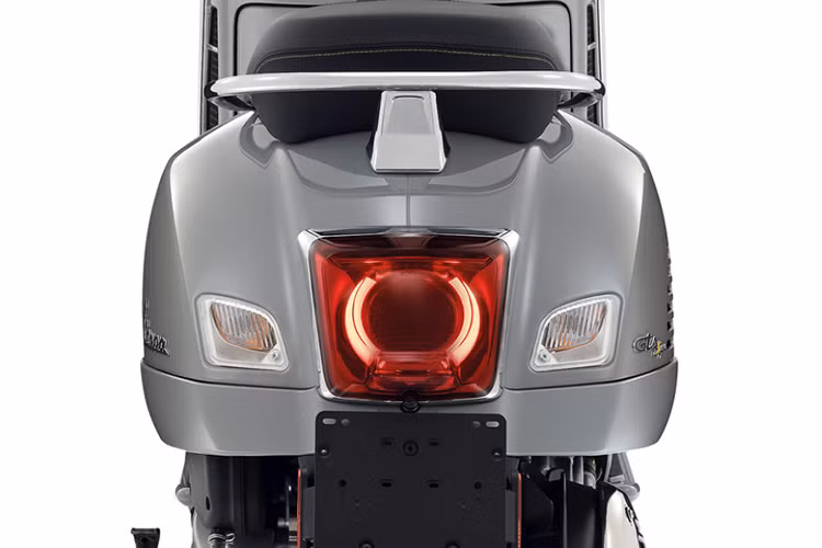 Bên cạnh việc cải thiện hiệu năng hoạt động, lượng tiêu thụ nhiên liệu của động cơ cũng được giảm xuống. Đáng chú ý hơn, khối động cơ này hoàn toàn đáp ứng được tiêu chuẩn khí thải Euro4 hiện tại và Euro5 áp dụng từ năm 2020.