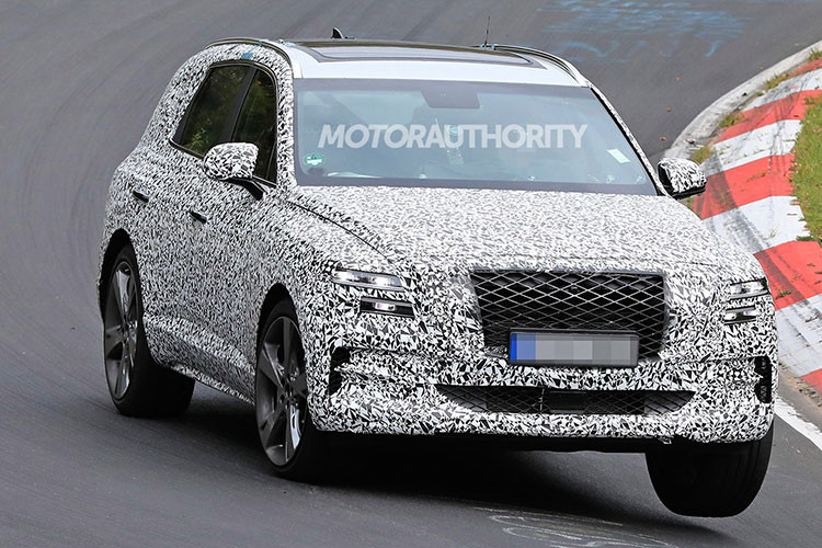 Genesis GV80 hứa hẹn sẽ ra mắt tại thị trường nội địa Hàn vào 19/12 tới đây. Thời điểm ra mắt xe tại các thị trường quốc tế vẫn chưa được tiết lộ. Khi ra mắt chính thức, Genesis GV80 2020 sẽ cạnh tranh với các dòng SUV hạng sang lâu đời như BMW X5 và Mercedes GLE.