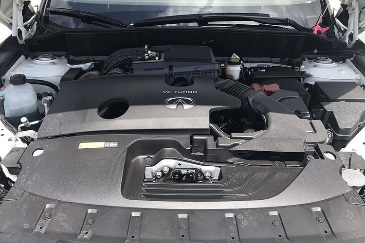 Mẫu SUV nhỏ chỉ tiêu thụ 8,7 lít/100 km với phiên bản cầu trước, và 9 lít/100 km với phiên bản dẫn động 4 bánh. Mức tiêu thụ nhiên liệu ấn tượng với một mẫu xe có công suất lên tới 268 mã lực. Các công nghệ an toàn như: cảnh báo va chạm phía trước, cảnh báo điểm mù, hỗ trợ phanh khẩn cấp, cảnh báo người đi bộ qua đường…