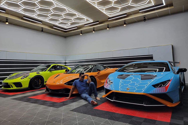 Chiếc siêu xe này hiện chỉ có duy nhất một xe được mang về nước để phục vu cho đại gia kín tiếng ở thành phố Vũng Tàu, tỉnh Bà Rịa - Vũng Tàu. Xe mang tên gọi Lamborghini Huracan STO hàng hiếm, một siêu xe đua đường phố đúng nghĩa mà bất cứ tay chơi xe nào cũng thèm muốn được sở hữu.