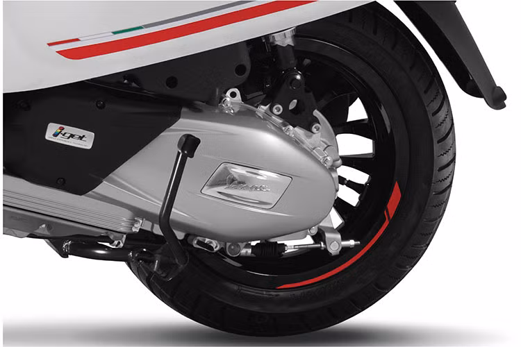 Xe vẫn dùng động cơ i-Get xy-lanh đơn, dung tích 125cc, trục cam đơn SOHC và có phun xăng điện tử. Động cơ có công suất tối đa 10,6 mã lực mô-men xoắn cực đại 10,4 Nm đi cùng hộp số vô cấp CVT. Với cân nặng 120 kg thì Sprint sở hữu tỉ số công suất/trọng lượng ở mức 8,83 mã lực/100 kg.