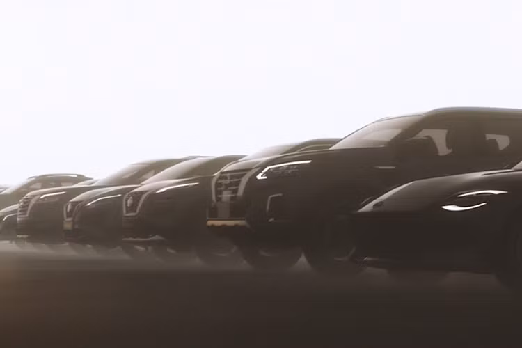 Theo tin đồn, mẫu SUV cỡ B Nissan giá rẻ này sẽ sử dụng động cơ xăng 3 xi-lanh, hút khí tự nhiên, dung tích 1.0 lít, sản sinh công suất tối đa 72 mã lực và mô-men xoắn cực đại 96 Nm. Ngoài ra, xe có thể còn được trang bị cả phiên bản tăng áp của động cơ này với công suất tối đa 95 mã lực. Sức mạnh được truyền tới bánh thông qua hộp số sàn 5 cấp, tự động 5 cấp hoặc CVT.