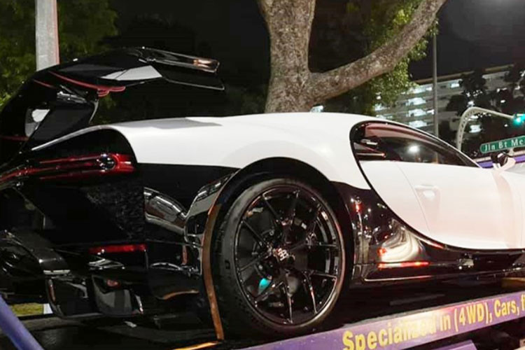 Bugatti Chiron Pur Sport hon 230 ty dong 