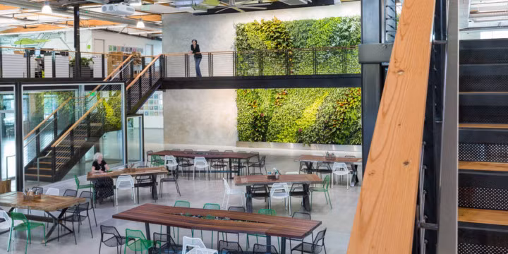 Nhung toa nha thong minh tren the gioi co gi dac biet?-Hinh-5