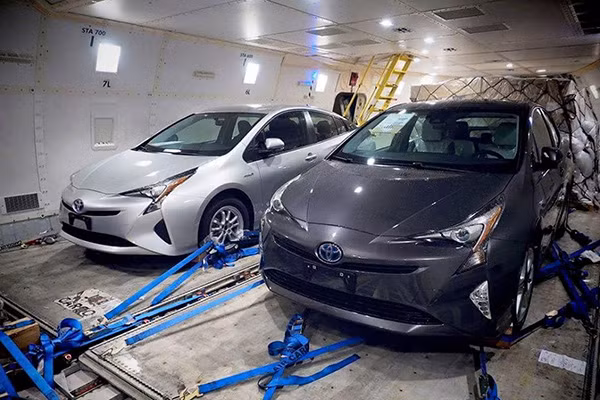 Toyota Prius 2016 lo dien hoan toan truoc ngay ra mat