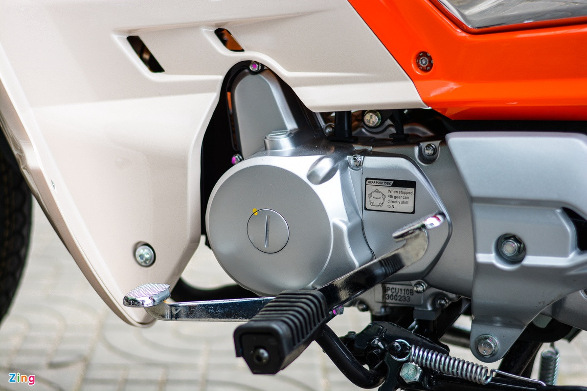 Rock 110 được trang bị động cơ dung tích 109 cc, làm mát bằng không khí. Khối động cơ này có khả năng tạo ra công suất 8,3 mã lực tại 8.500 vòng/phút, mô-men xoắn cực đại 8,3 Nm tại 5.500 vòng/phút. Dựa theo thông số kỹ thuật, sức mạnh của Rock 110 không quá chênh lệch với Honda Wave Alpha (8,3 mã lực, 8,4 Nm).