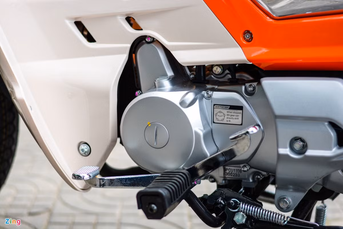 Rock 110 được trang bị động cơ dung tích 109 cc, làm mát bằng không khí. Khối động cơ này có khả năng tạo ra công suất 8,3 mã lực tại 8.500 vòng/phút, mô-men xoắn cực đại 8,3 Nm tại 5.500 vòng/phút. Dựa theo thông số kỹ thuật, sức mạnh của Rock 110 không quá chênh lệch với Honda Wave Alpha (8,3 mã lực, 8,4 Nm).