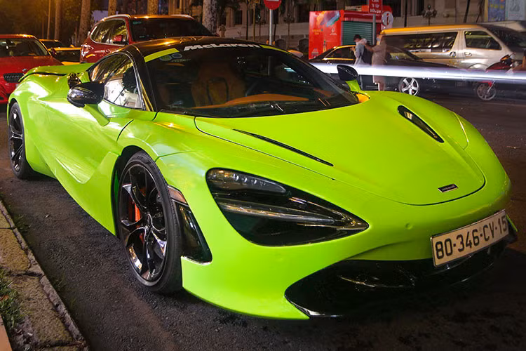 McLaren 720S hon 20 ty dinh danh bien 
