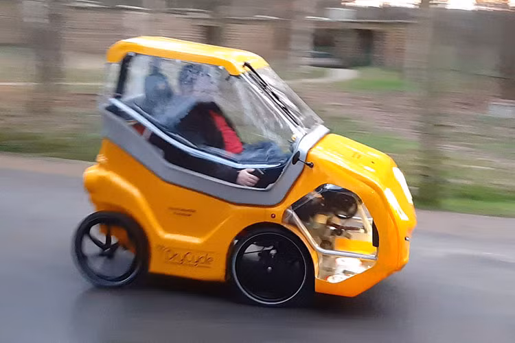 Giá xe đạp điện DryCycle 4 bánh này có giá 14.995 bảng ở Anh (tương đương 478 triệu đồng) một số tiền đủ để mua nhiều mẫu xe ôtô thực thụ khác.