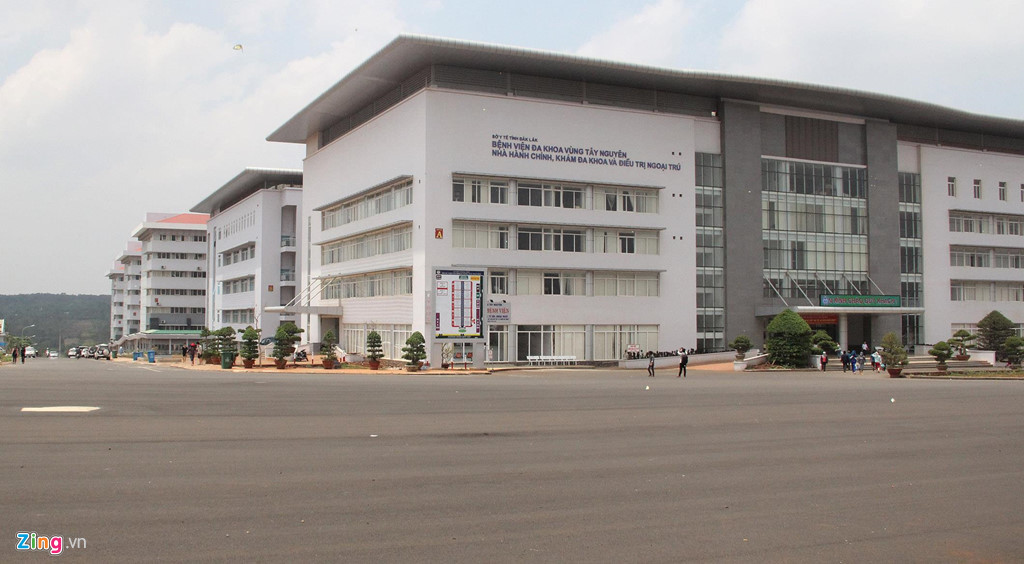 Bệnh viện nghìn tỷ mới sử dụng phải xin thêm 60 tỷ để sửa Benh vien nghin ty moi su dung phai xin them 60 ty de sua