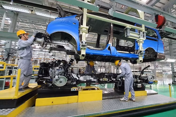 THACO kien nghi gia han thue tieu thu dac biet, giam phi truoc ba