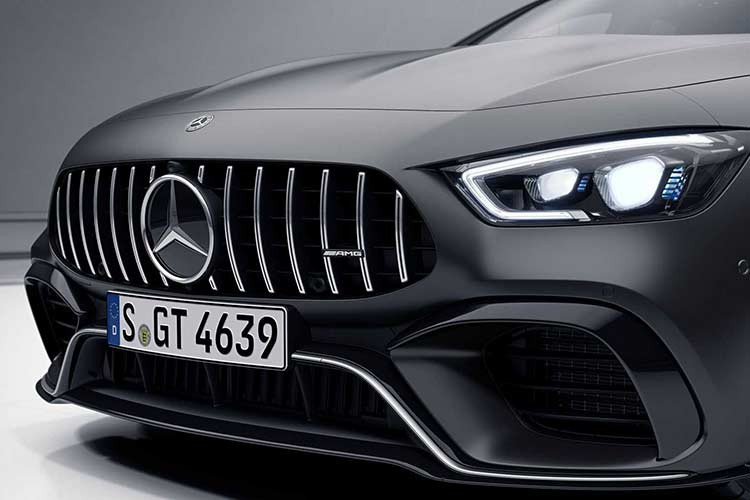 Tuy nhiên đổi lại, khách hàng sẽ phải trả số tiền lên tới 185,342 Euro cho chiếc AMG GT 4 cửa cao cấp nhất này. Mặc dù vậy, những khách hàng cảm thấy sức mạnh AMG GT 63 S quá "dư thừa" so với nhu cầu sử dụng hoặc đơn giản là không đủ điều kiện để sở hữu chiếc xe nay đã có thể nâng cấp ngoại hình của các bản GT 43, 53 hay 63 thường lên tương tự.