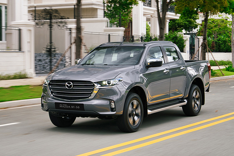Danh sách top ôtô ế ẩm nhất Việt Nam năm 2024 vẫn là "lãnh địa" của xe Nhật với nhiều cái tên quen thuộc. Dẫn đầu là Mazda BT-50 với 5 xe được người tiêu dùng Việt lựa chọn. Dù sở hữu khoảng giá hấp dẫn nhất phân khúc (từ 554 triệu đồng). 