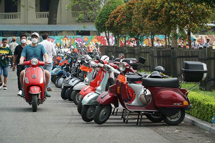 Ngày truyền thống của các thương hiệu xe dường như đã khá quen thuộc với nhiều biker trên toàn thế giới, thế nhưng tại Việt Nam những sự kiện thường niên này dường như vẫn còn quá mới mẻ, đặc biệt là với thương hiệu xe tay ga như Vespa của Piaggio.