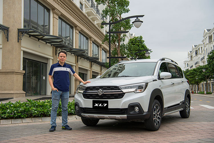 Nguoi dung Suzuki XL7, chay 3 nam chua tim ra ly do doi xe