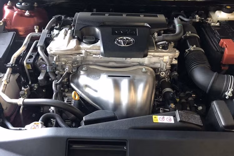 Theo dự đoán, mẫu xe Camry 2.5Q 2019 mới sẽ được hãng xe Toyota trang bị khối động cơ mạnh hơn phiên bản cũ để cho ra công suất tối đa 206 mã lực và mô-men 250 Nm. Đi kèm với đó là hộp số tự động 8 cấp.