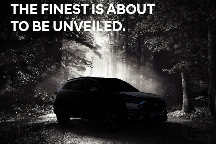 Mới đây, hãng xe ôtô Hyundai đã tung ra một hình ảnh úp mở về sản phẩm sắp ra mắt thị trường Malaysia trên fanpage chính thức. "Chúng tôi sắp sửa ra mắt một mẫu xe đốn tim. Đây sẽ là mẫu xe thiết lập xu hướng với thiết kế mượt mà và tính năng nâng cấp", Hyundai Malaysia viết khi đăng hình ảnh này lên mạng xã hội.