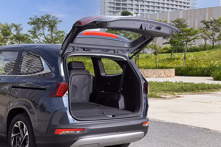 Hyundai Custin – MPV xung dang voi muc gia duoi 1 ty dong-Hinh-6