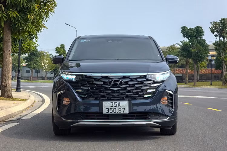 Hyundai Custin – MPV xung dang voi muc gia duoi 1 ty dong-Hinh-4