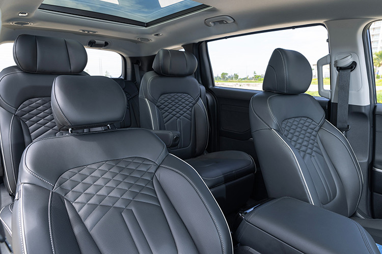 Hyundai Custin – MPV xung dang voi muc gia duoi 1 ty dong-Hinh-5