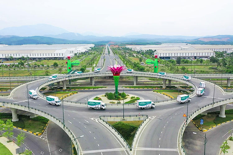 Dàn xe được chạy thử tại nhà máy THACO ở Chu Lai - Quảng Nam. 